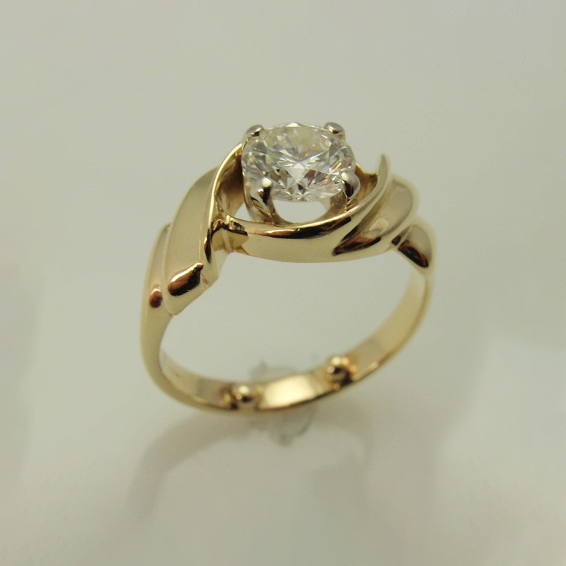 Custom Swirl Solitaire Ring
