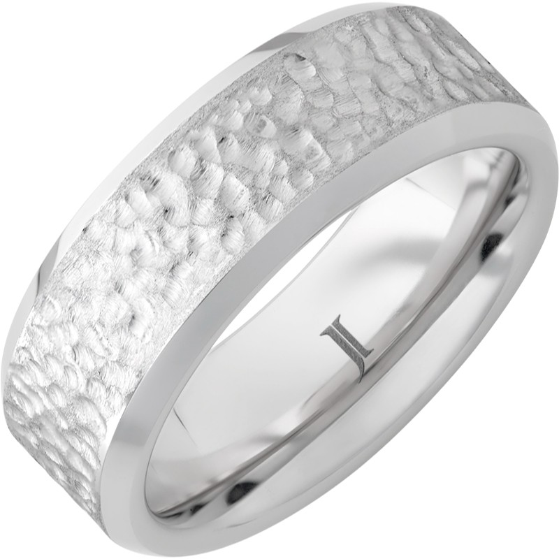 Sernium&reg; Beveled Ring with Hammer Finish