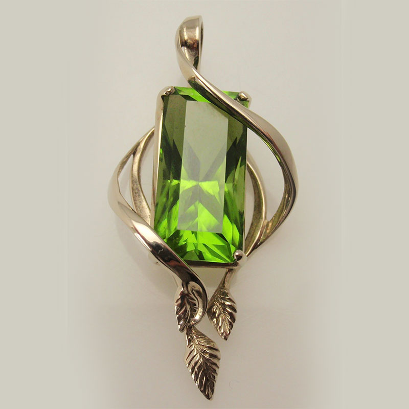 Custom Peridot Vine & Leaf Pendant